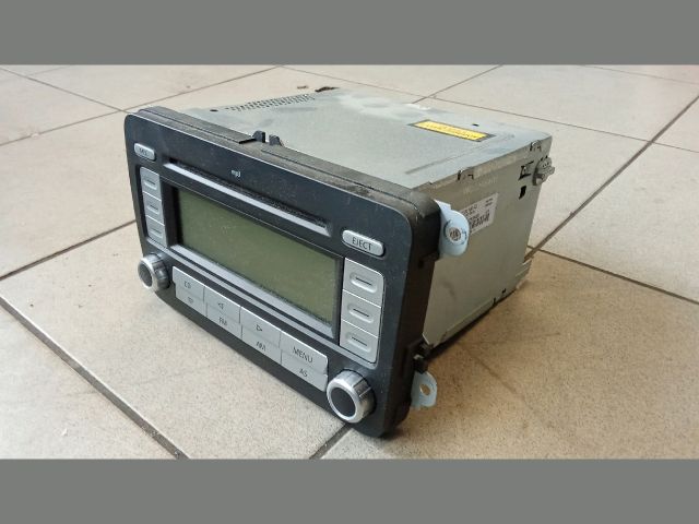 bontott VW GOLF V Rádió / CD