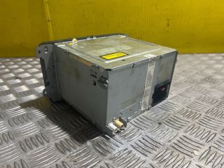 bontott VW GOLF V Rádió / CD