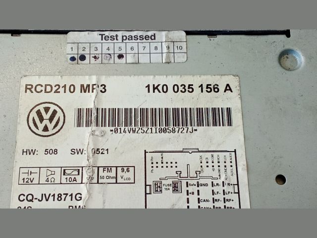 bontott VW GOLF V Rádió / CD