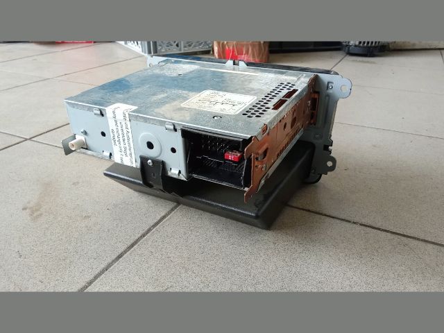 bontott VW GOLF V Rádió / CD