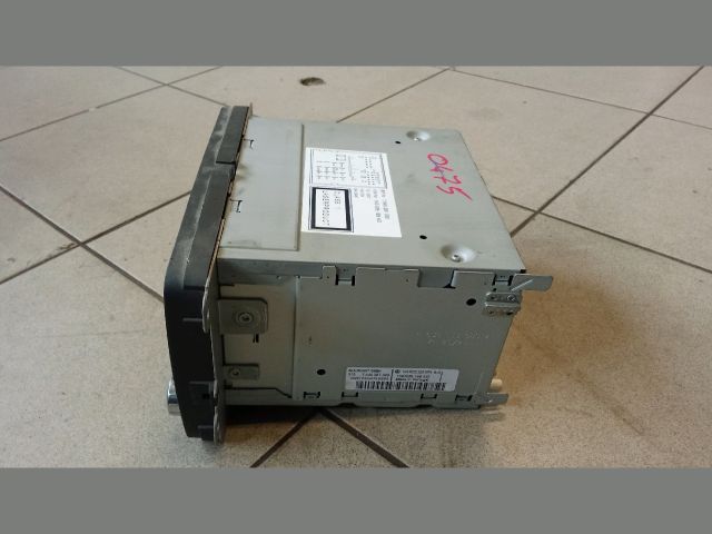 bontott VW GOLF V Rádió / CD