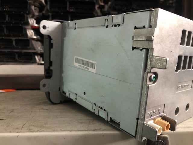 bontott VW GOLF V Rádió / CD