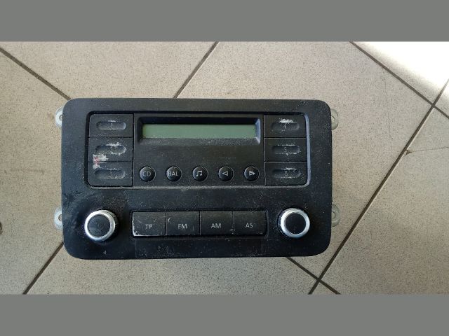 bontott VW GOLF V Rádió / CD