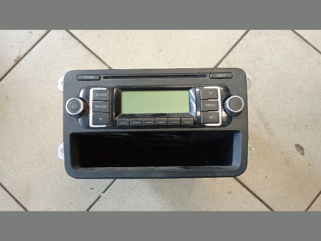 bontott VW GOLF V Rádió / CD