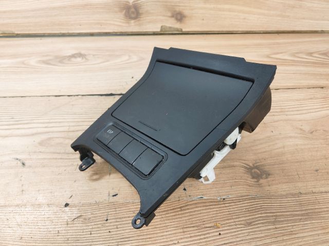 bontott VW GOLF V Szivargyújtó Aljzat