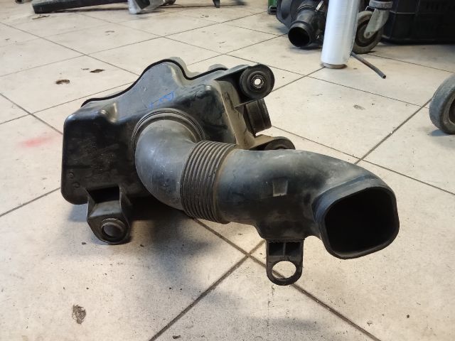 bontott VW GOLF V Szívás Zaj Csökkentő Doboz