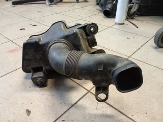 bontott VW GOLF V Szívás Zaj Csökkentő Doboz