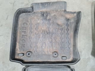 bontott VW GOLF V Szőnyeg Szett