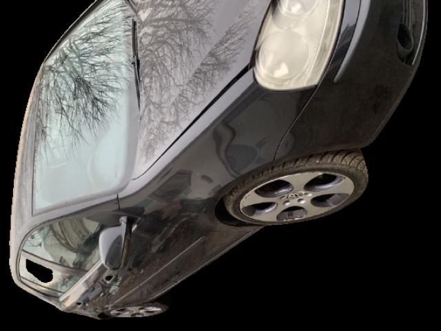 bontott VW GOLF V Tank Tartó Pánt