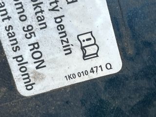 bontott VW GOLF V Tankajtó