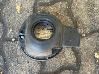 bontott VW GOLF V Tankajtó