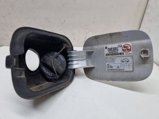 bontott VW GOLF V Tankajtó