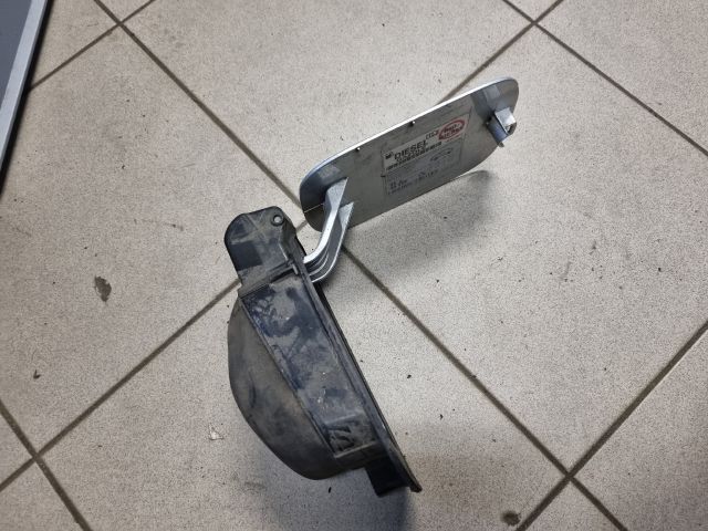 bontott VW GOLF V Tankajtó