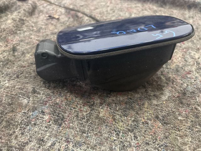 bontott VW GOLF V Tankajtó