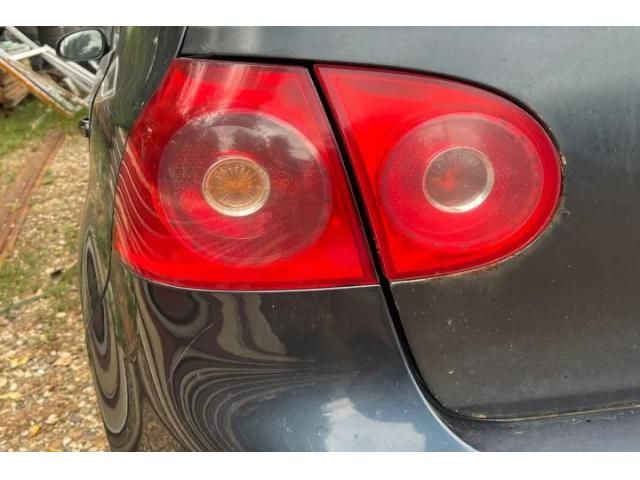 bontott VW GOLF V Tankajtó