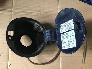 bontott VW GOLF V Tankajtó