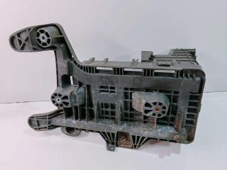 bontott VW GOLF V Tartó Bak