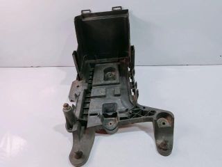 bontott VW GOLF V Tartó Bak