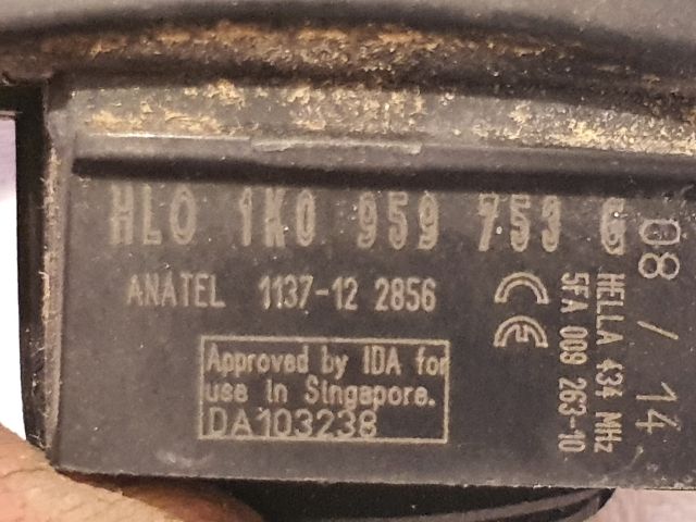 bontott VW GOLF V Távirányító Kulcsbetét