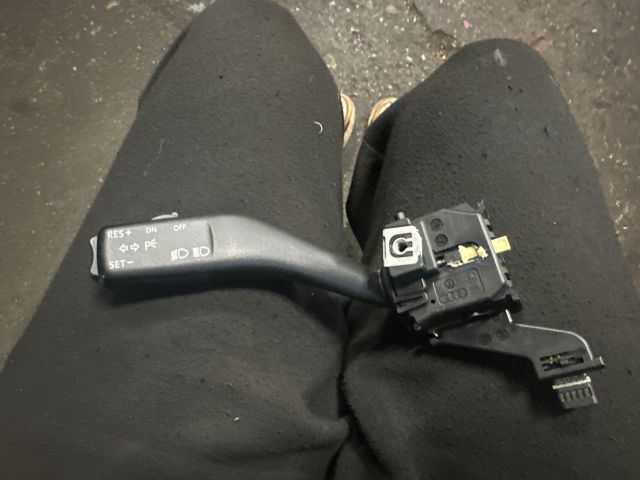 bontott VW GOLF V Tempomat Kar (Magában)