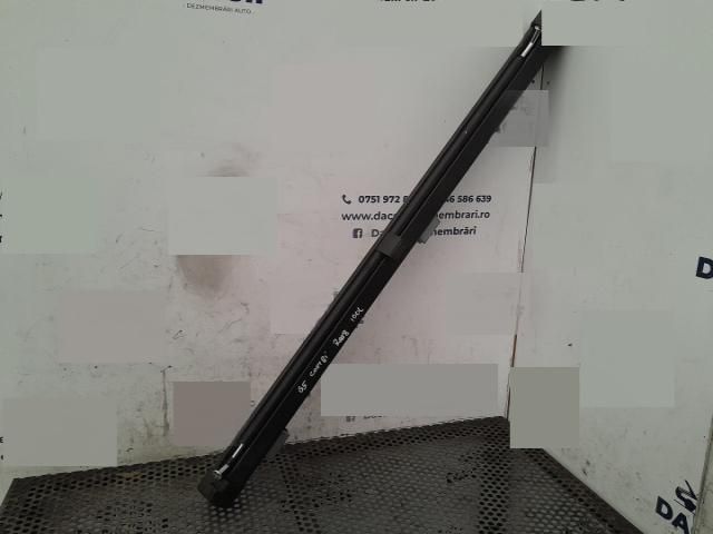 bontott VW GOLF V Térelválasztó