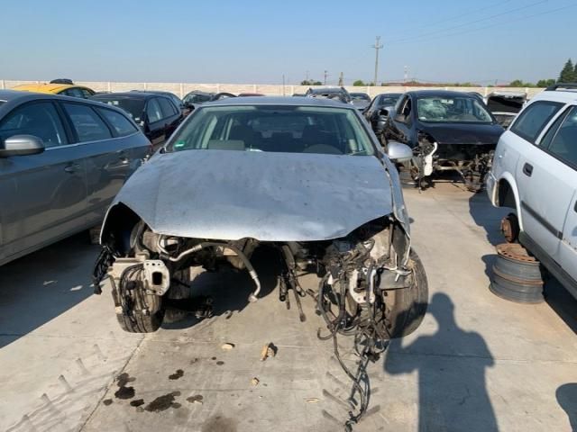 bontott VW GOLF V Térelválasztó