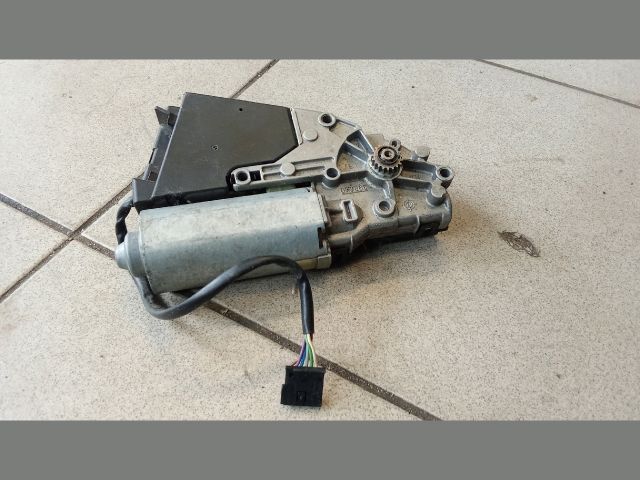 bontott VW GOLF V Tetőablak Motor