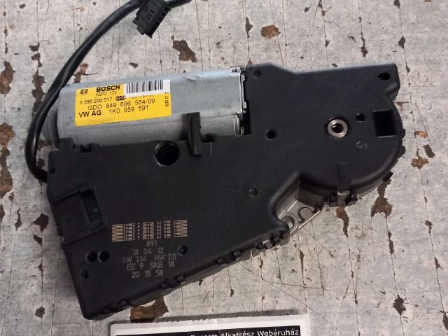 bontott VW GOLF V Tetőablak Motor