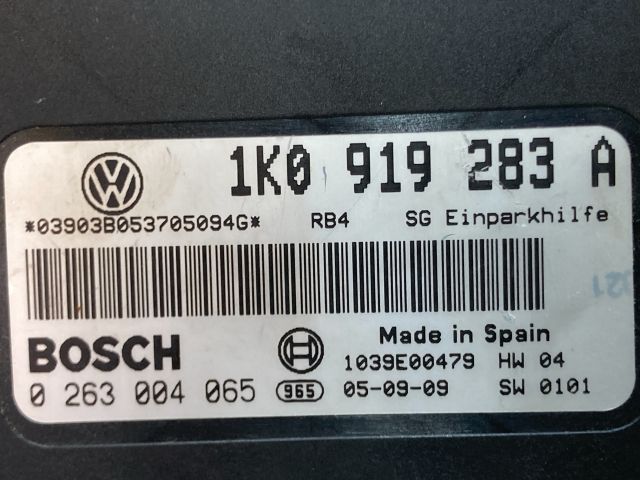 bontott VW GOLF V Tolatóradar Elektronika