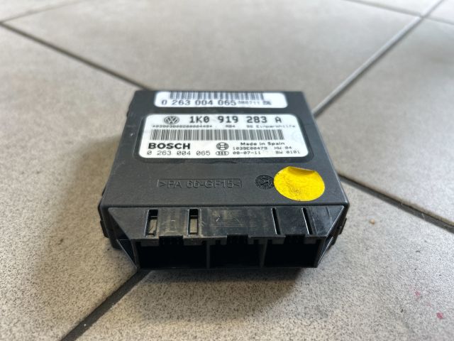 bontott VW GOLF V Tolatóradar Elektronika