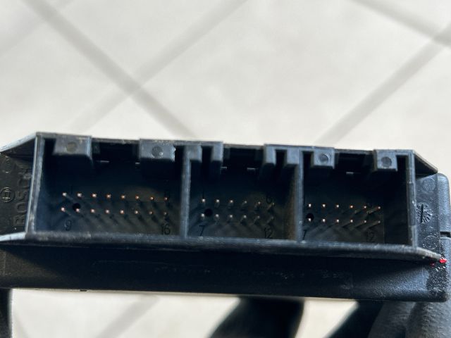 bontott VW GOLF V Tolatóradar Elektronika