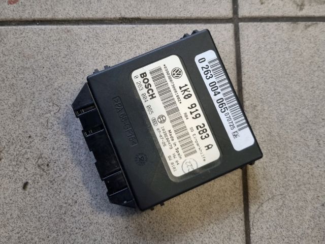 bontott VW GOLF V Tolatóradar Elektronika