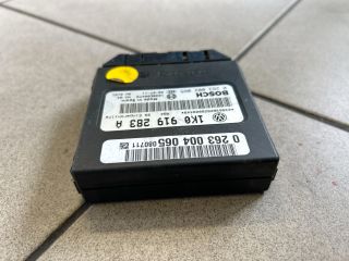 bontott VW GOLF V Tolatóradar Elektronika