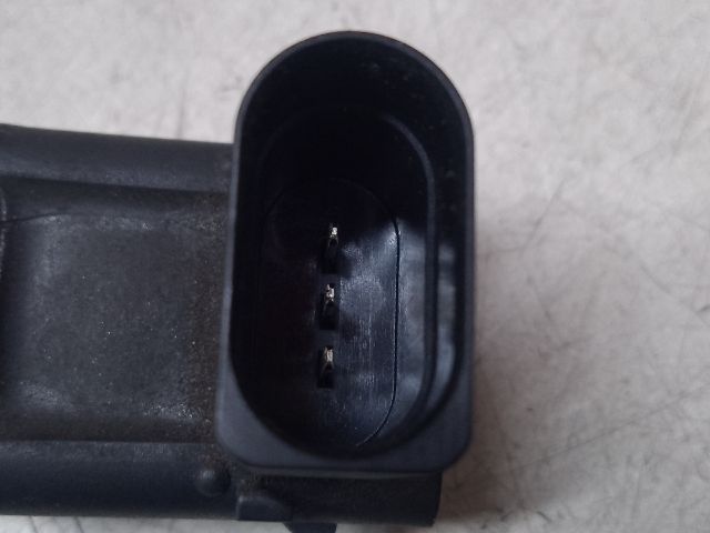 bontott VW GOLF V Tolatóradar Fej