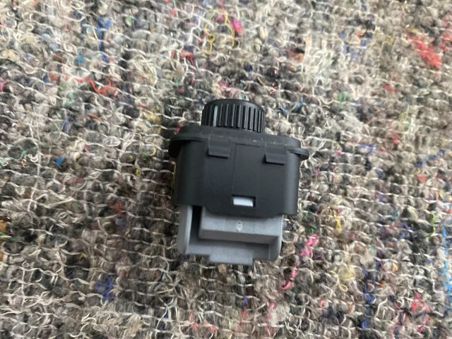 bontott VW GOLF V Tükör Kapcsoló