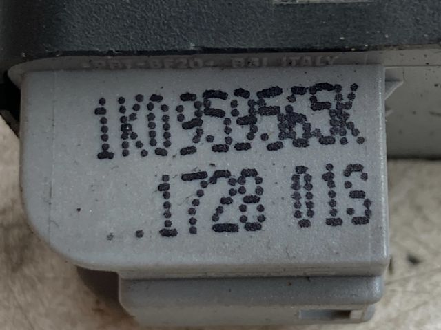 bontott VW GOLF V Tükör Kapcsoló