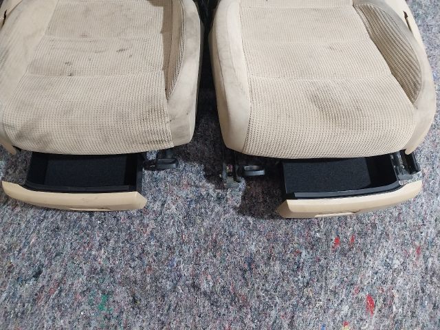 bontott VW GOLF V Ülés Szett