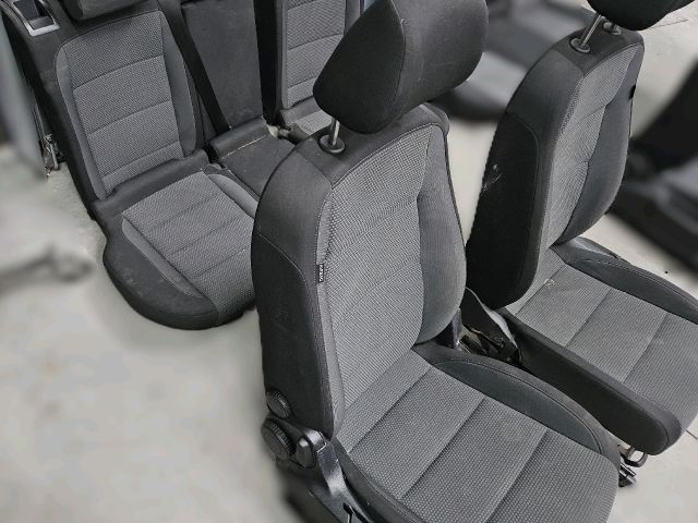 bontott VW GOLF V Ülés Szett