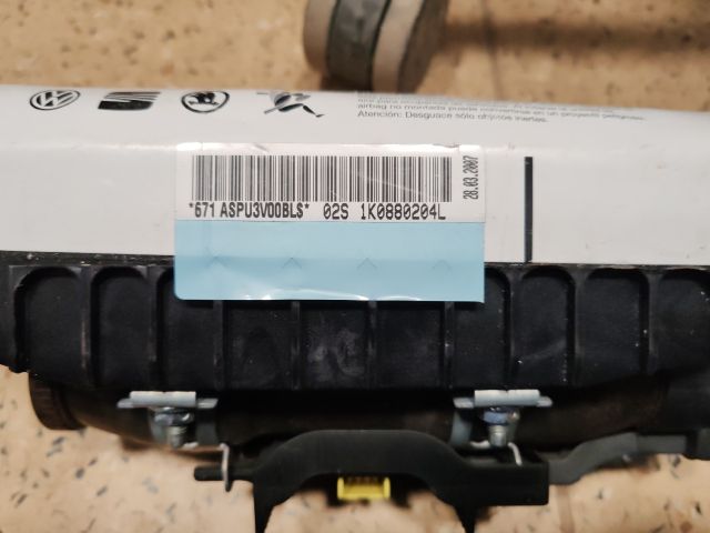 bontott VW GOLF V Utasoldali Légzsák