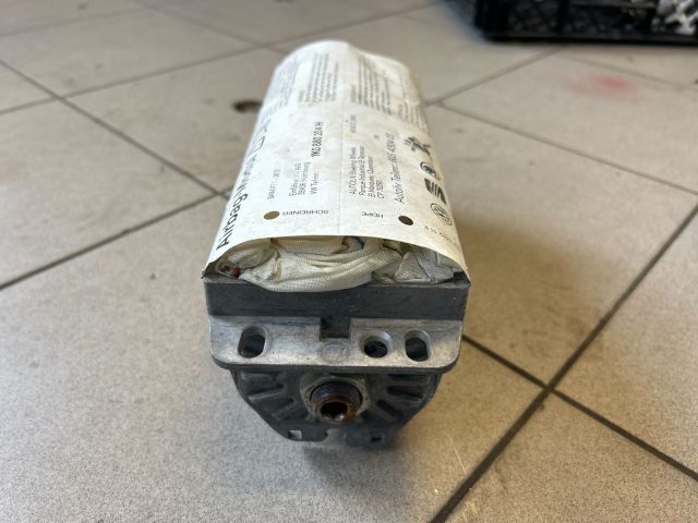 bontott VW GOLF V Utasoldali Légzsák