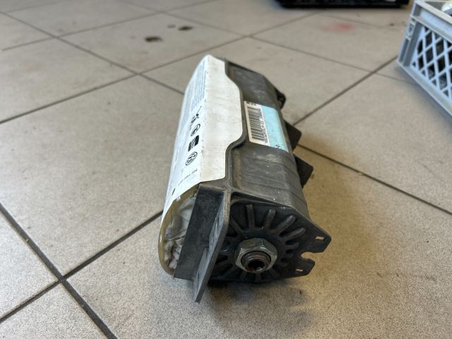 bontott VW GOLF V Utasoldali Légzsák