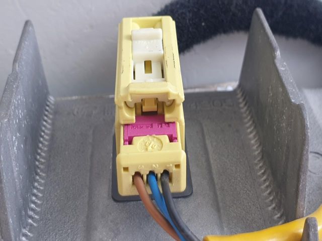 bontott VW GOLF V Utasoldali Légzsák