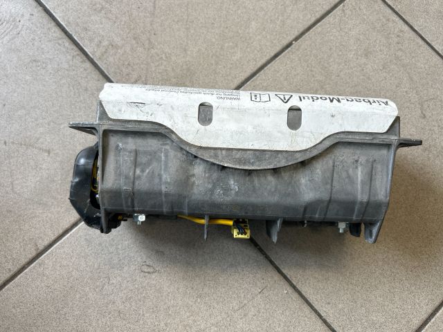 bontott VW GOLF V Utasoldali Légzsák