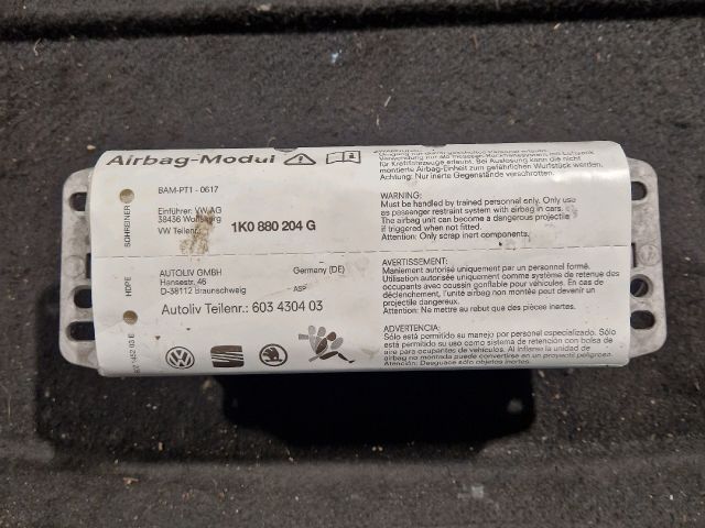 bontott VW GOLF V Utasoldali Légzsák