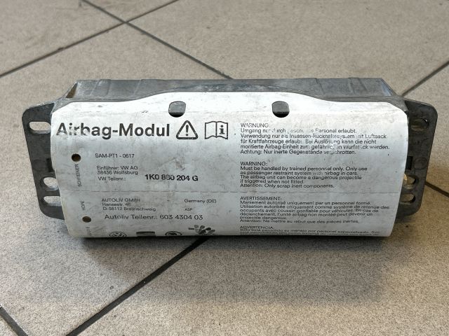 bontott VW GOLF V Utasoldali Légzsák