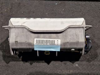 bontott VW GOLF V Utasoldali Légzsák