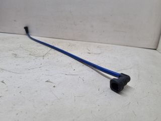 bontott VW GOLF V Üzemanyagcső