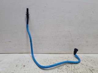 bontott VW GOLF V Üzemanyagcső