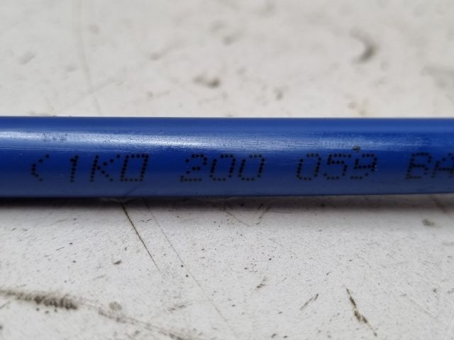 bontott VW GOLF V Üzemanyagcső