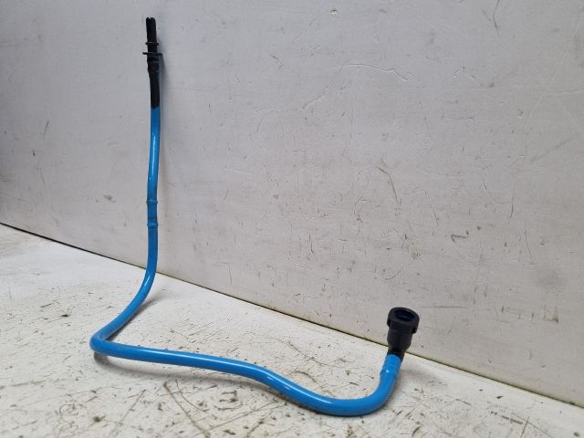 bontott VW GOLF V Üzemanyagcső